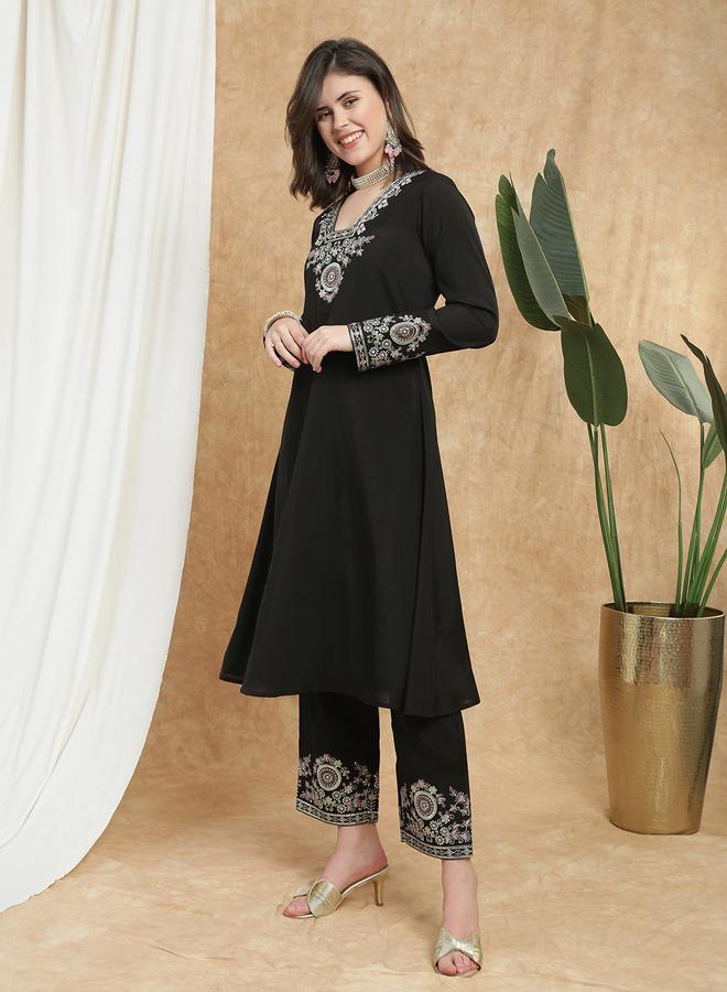globus Women Black Sequin Zari Embroidered Kurta with Pant Set - Image 1